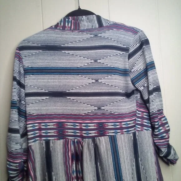 About A Girl Open Front Blouse Top M 3/4 Sleeve Stripe Colorful - Picture 2 of 13